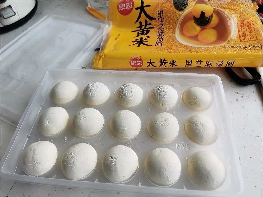 智凍未來(lái)，包攬高效：呂工機(jī)械開(kāi)啟速凍食品包裝新紀(jì)元